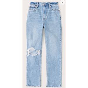 NWT Abercrombie A&F 90s Straight Jean